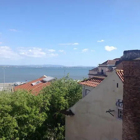 Xavier - Alfama River View Lägenhet *