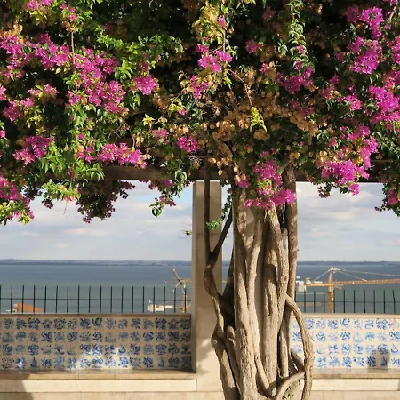 Xavier - Alfama River View * Lisboa