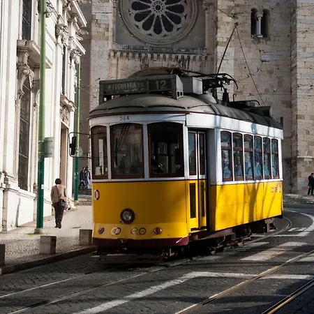 Xavier - Alfama River View Apartment *